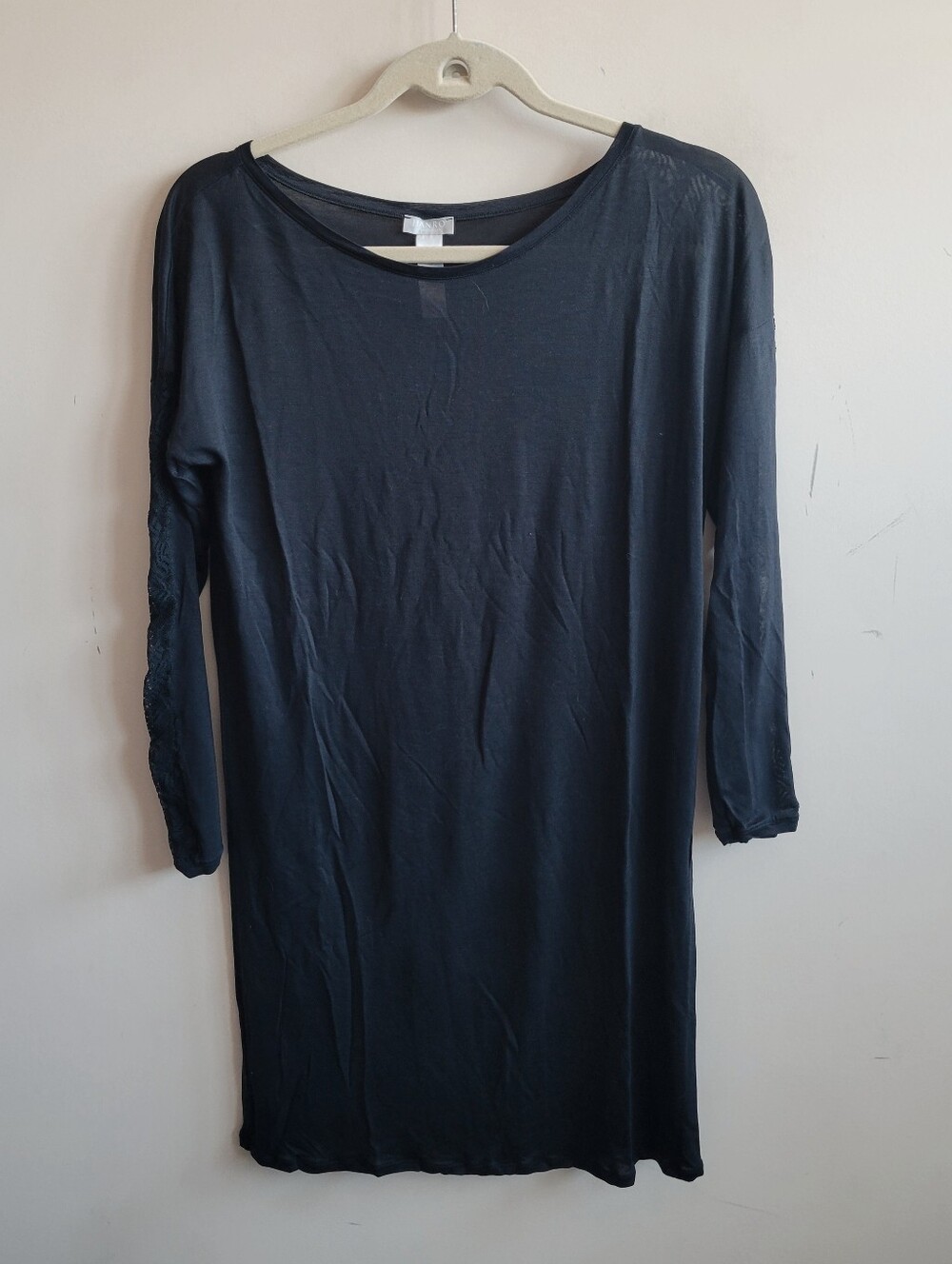 Hanro Lace Long Sleeve Nightgown Black